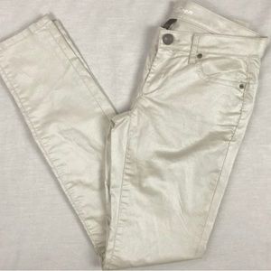 VS Siren White Metallic Skinny Jeans Pants Size 10